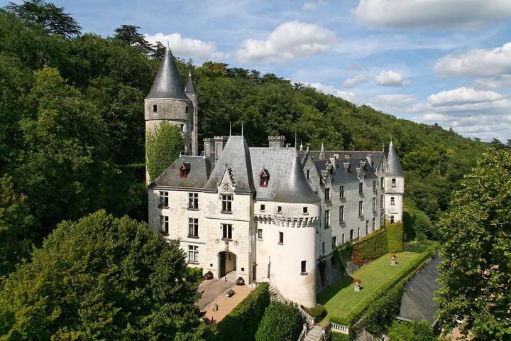 Hôtel pour 2 personnes, avec vue ainsi que piscine et jardin, animaux acceptés dans Centre-Val de Loire