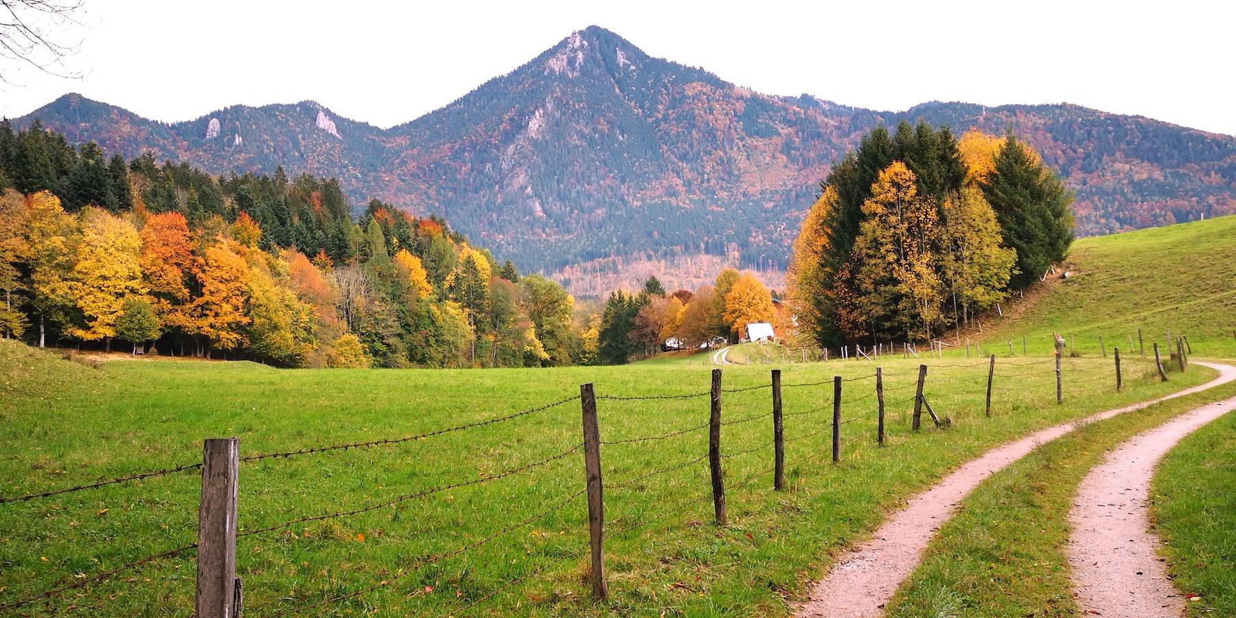 Alpenchalet-Chiemgau - Chalet 80qm für 1-2 Personen mit Wohn- und Küchenbereich, Schlafzimmer, Bad, extra Wc in Marquartstein, Bayerische Alpen