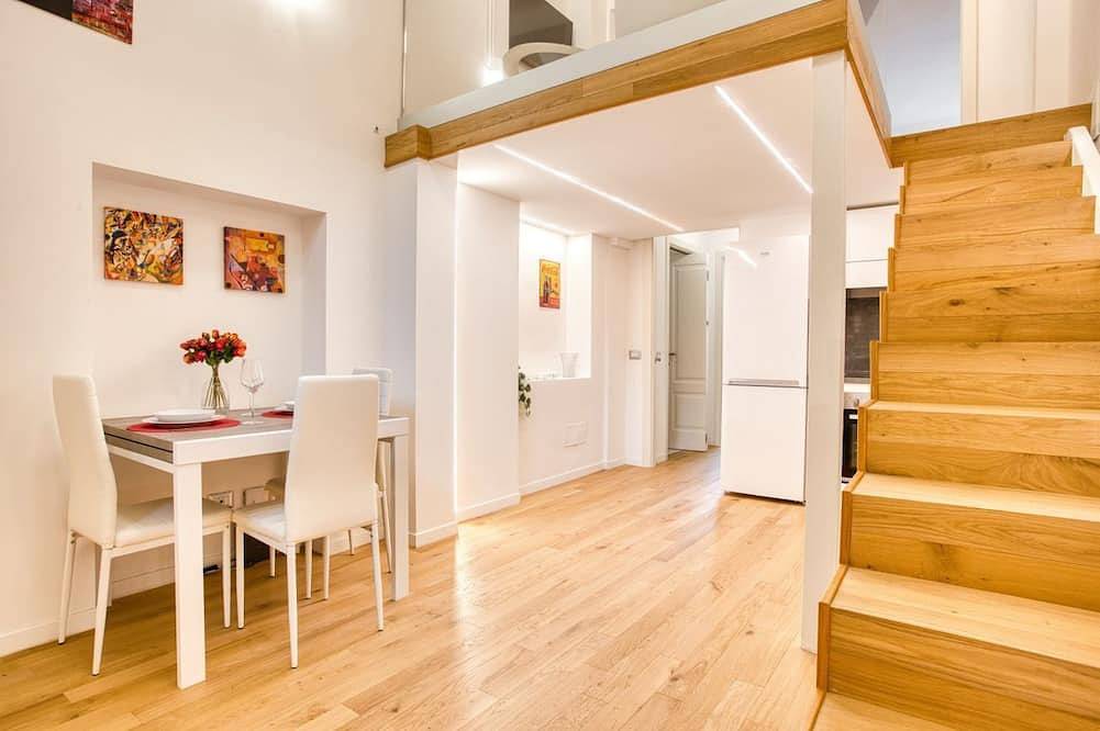 Appartamento intero, Walk to Navigli - 2 Bedrooms Apt in Milano, Provincia di Milano