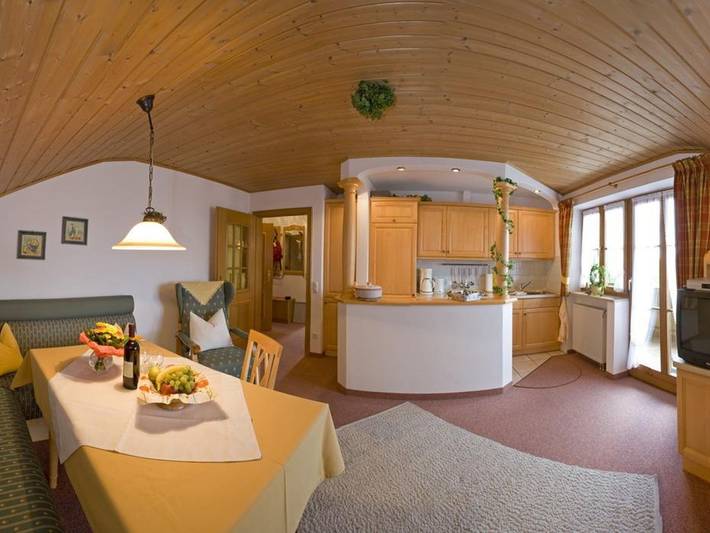 Ferienwohnung für 2 Personen, mit Balkon, kinderfreundlich in Bad Kohlgrub - 4