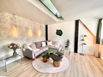 Gîte pour 4 personnes, avec vue et jardin à Noisy-sur-École