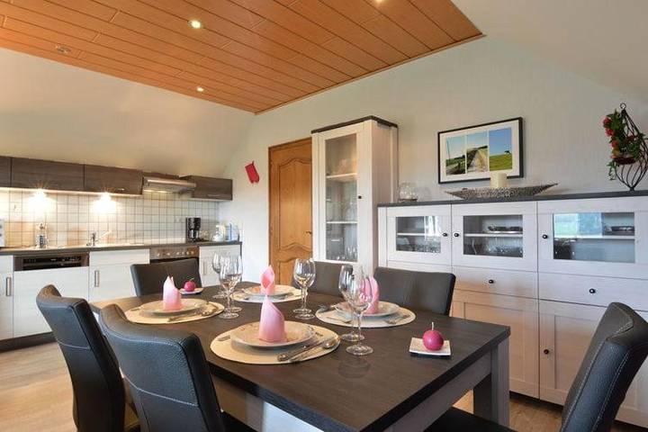 Gîte pour 7 personnes, avec vue et jardin à Burg-Reuland - 3