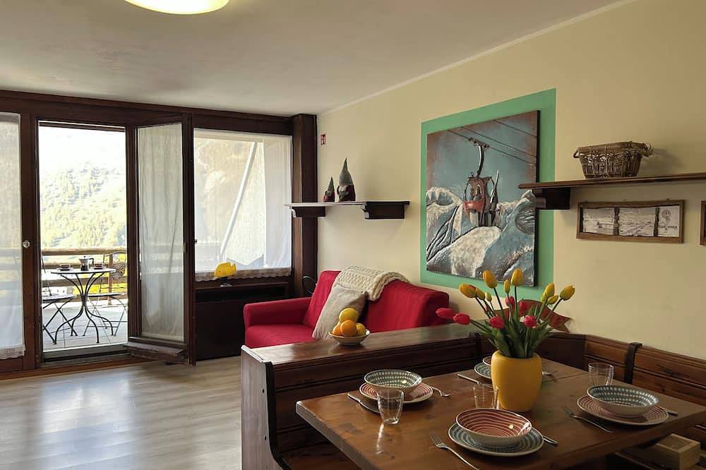 Entire apartment, Apartment 39 view Grandes Murailles in Cervinia Cielo Alto, Valtournenche