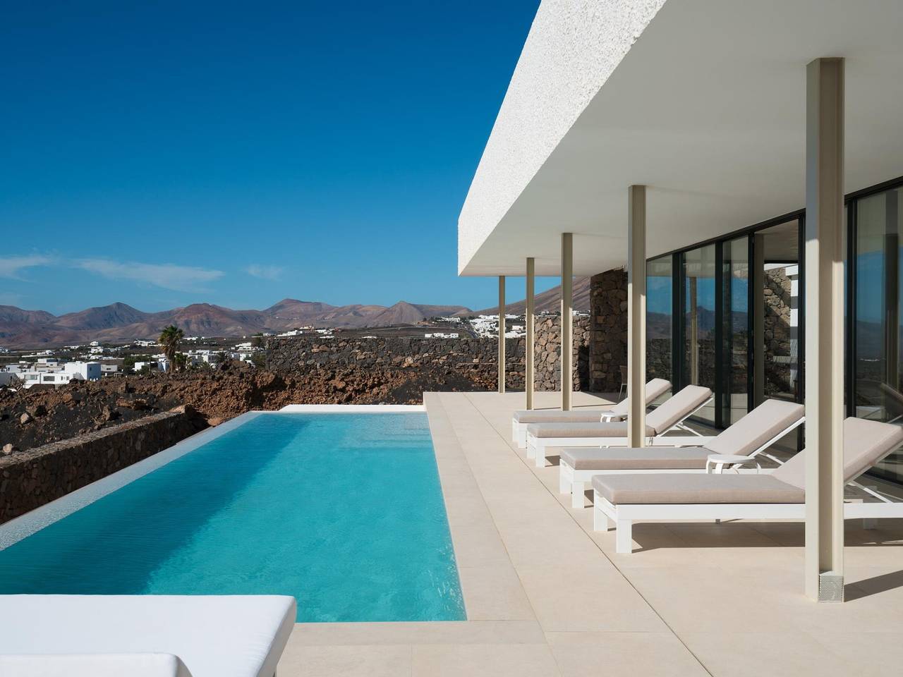 Moderne Villa mit beheiztem Privatpool, Wlan, Klimaanlage, Parkplatz, Panoramablick in Mácher, Tías