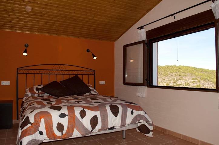 Casa de vacaciones para 20 personas, con jardín además de piscina y vistas en Sierras del Segura - 2