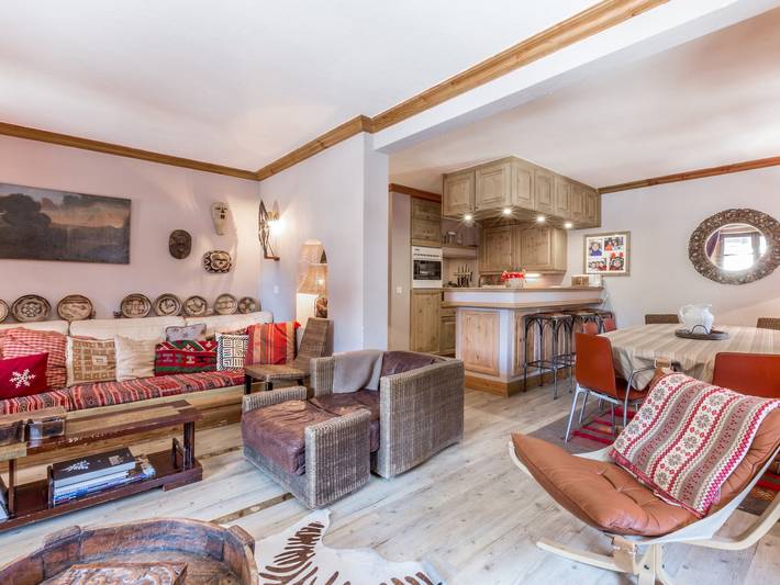 Gîte pour 8 personnes, avec balcon dans Office De Tourisme De Val D Isere - 2