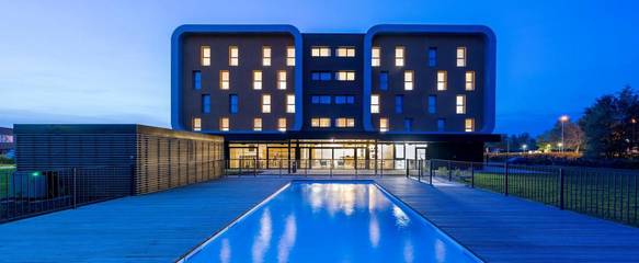 Hôtel pour 2 personnes, avec piscine et jardin, animaux acceptés à Samazan