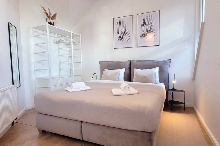 Ganze Wohnung, Penthouse mit Meerblick, Dachterrasse, Luxusbad - Nur 50 Meter zum Strand in Sierksdorf, Ostholstein