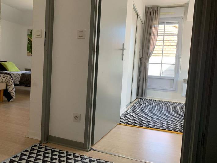 Gîte pour 10 personnes, avec terrasse à Magny-le-Hongre - 2