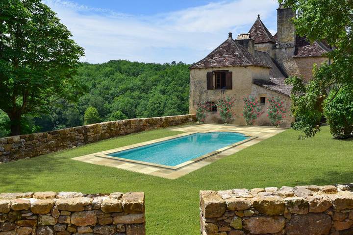 Château pour 8 personnes, avec piscine ainsi que jardin et terrasse en Nouvelle-Aquitaine - 2