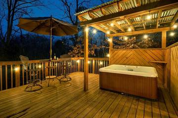 Cabin Rentals And Lodges for 2 Guests in Pigeon Forge, Sevier County, Picture 4