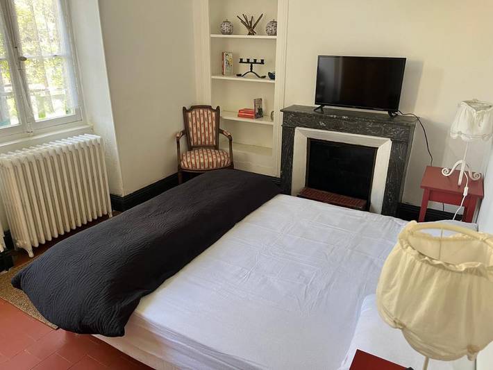 Gîte pour 6 personnes, avec jardin et vue à Saint-Honoré-les-Bains - 2