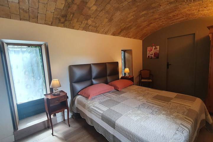 Gîte pour 2 personnes, avec terrasse et jardin à Saint-Vincent-de-Barrès - 3
