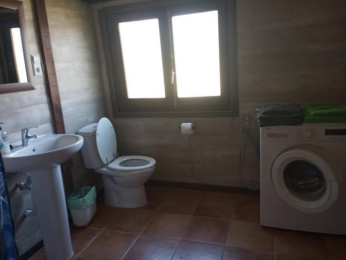 Casa rural para 5 personas, con Balcón y Terraza además de Piscina y Vistas en Bajo Aragón