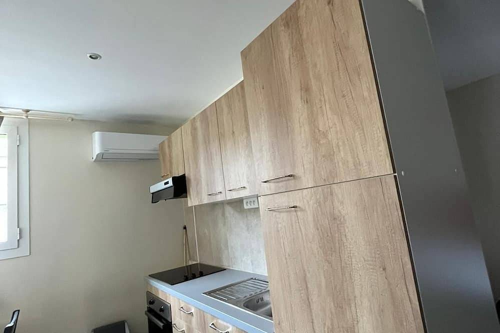 Appartement entier, Studio 30 m2 Dans Petit Port de Pêche in Centuri, Cap Corse
