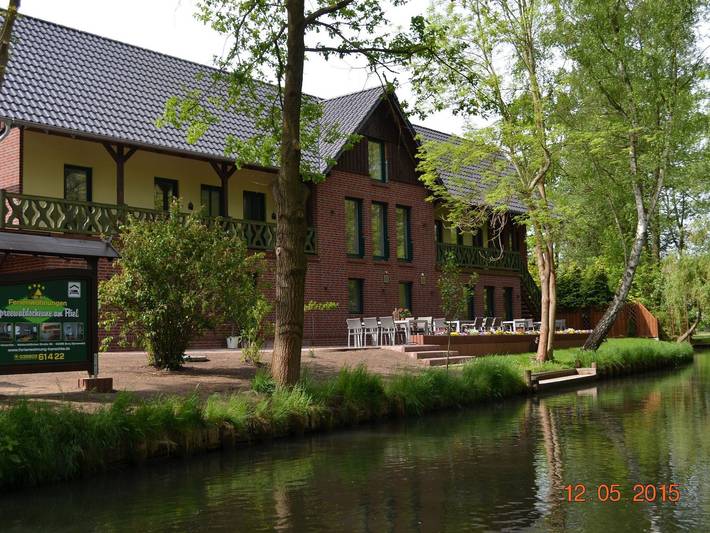 Ferienwohnung für 3 Personen, mit Balkon und Terrasse sowie Garten in Burg (Spreewald)
