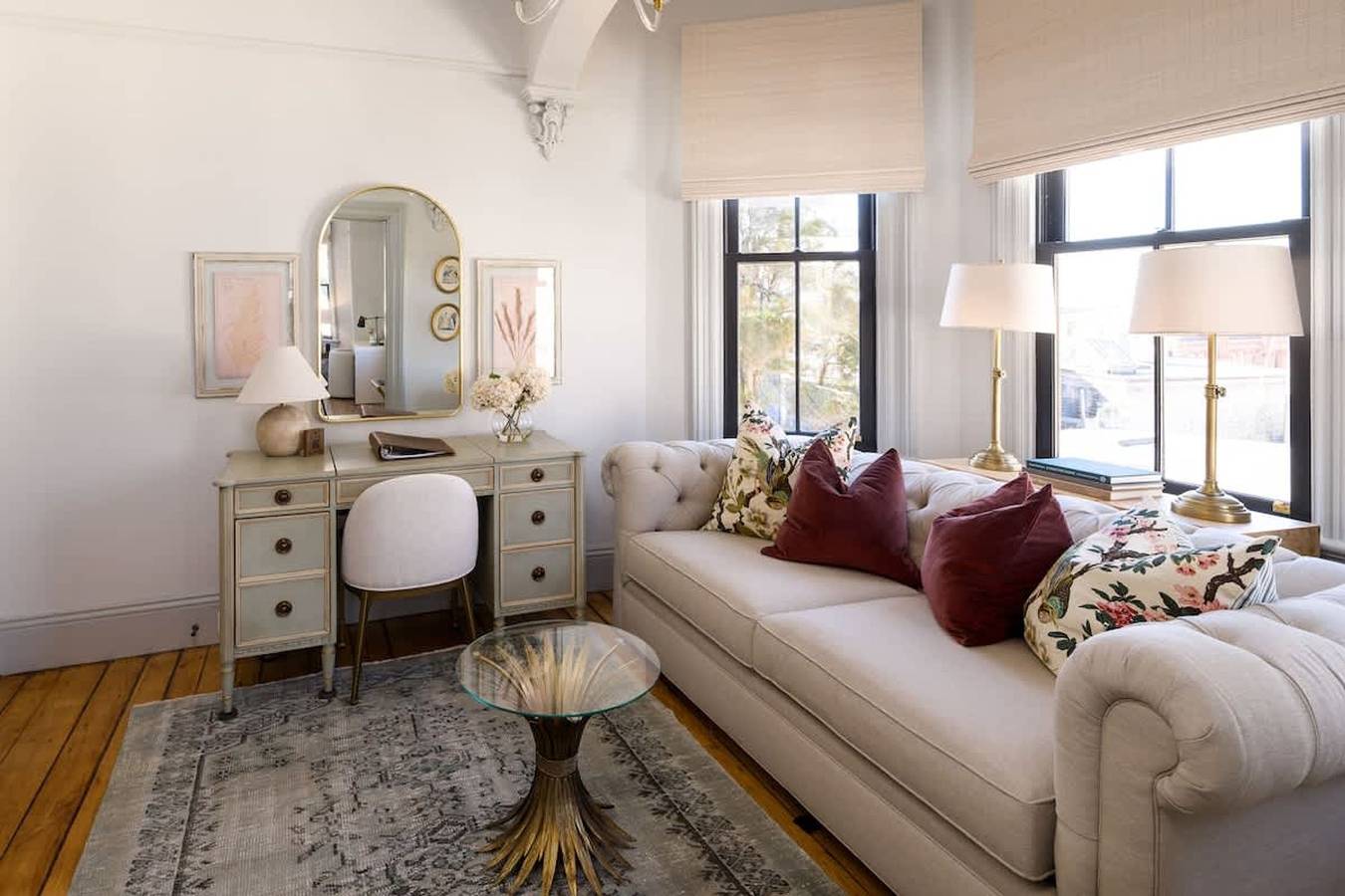 Ganze Wohnung, The Mermaid Suite Luxury Suite Steps from Thames in Newport, Newport County