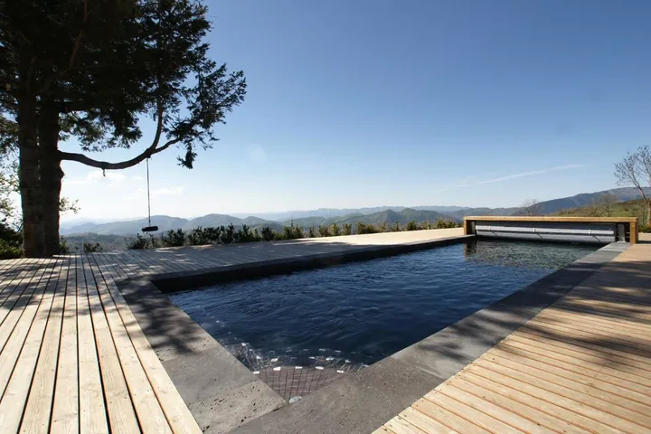 Chalet für 19 Personen, mit Garten und Pool sowie Balkon und Whirlpool - 1