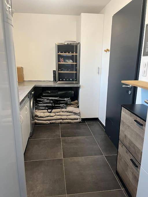 Location de vacances pour 4 personnes, avec terrasse et piscine à Grosbreuil - 2