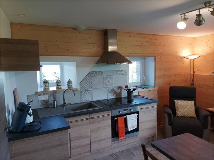 Gîte pour 2 personnes, avec Terrasse et Jardin ainsi que Sauna et Vue à Fay-en-Montagne