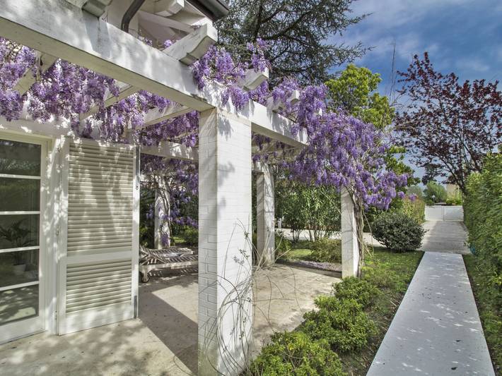 Location de vacances pour 8 personnes, avec jardin et terrasse à Forte dei Marmi - 2