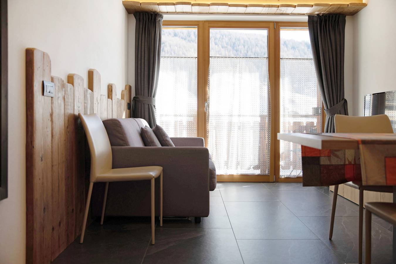 Entire apartment, Holiday Apartment 'Klee Casa Giusto' with Mountain Views Private Terrace in Livigno (Town), Livigno