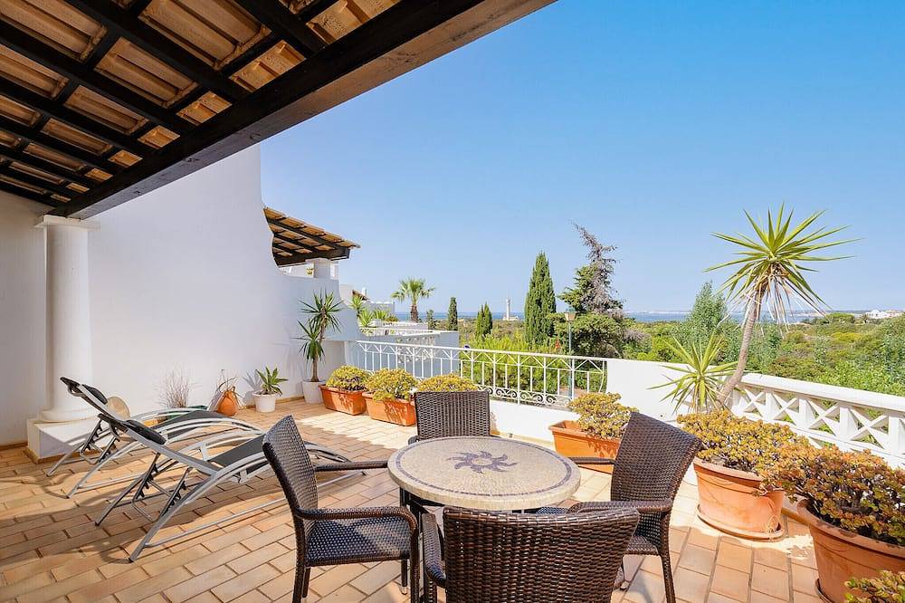 Ganze Wohnung, Komfortable Wohnung mit Meerblick in Strandnähe in Ferragudo, Faro Distrikt