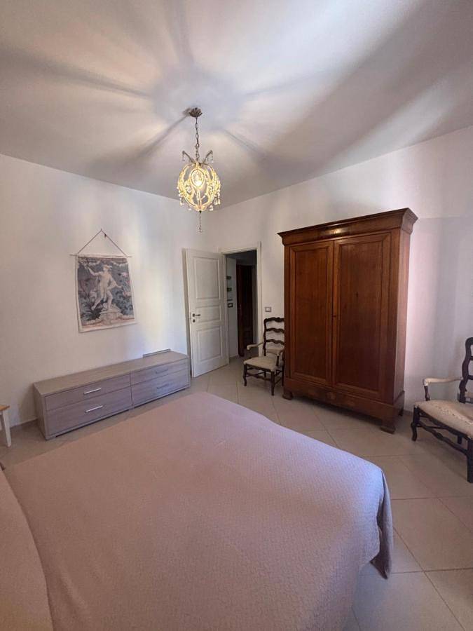 Appartamento per 4 persone, con giardino e panorama, adatto a famiglie con bambini in Tuscania