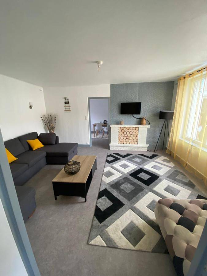 Location de vacances pour 6 personnes, avec Terrasse ainsi que Jardin et Vue à Saint-Benoît-sur-Loire