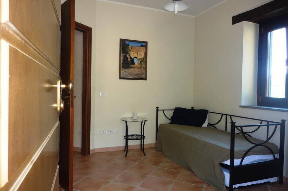 Appartamento intero, Appartamento con una bellissima terrazza panoramica sulla costa del Cilento in Ogliastro Cilento, Cilento