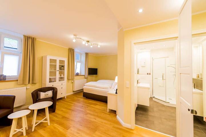 Ferienwohnung für 2 Personen, mit Terrasse in Ürzig