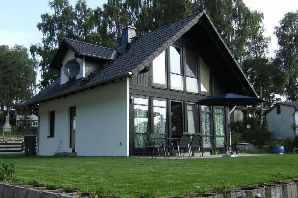 Ferienhaus in reizvoller und traumhafter Lage am Plauer See, max. 6 Personen in Plau am See, Ludwigslust-Parchim