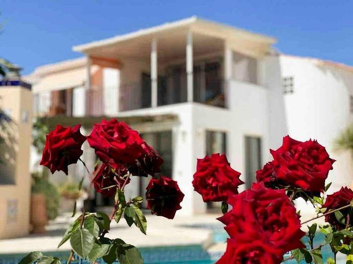 Chalet para 9 personas, con piscina además de jardín y jacuzzi en Provincia de Almería - 2