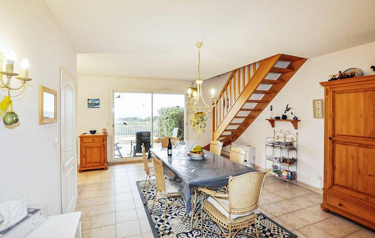 Paradies am Meer mit Pool und Parkplatz - 900m zum Strand von Terrasses de la Mer in Saint Pierre la Mer, Fleury