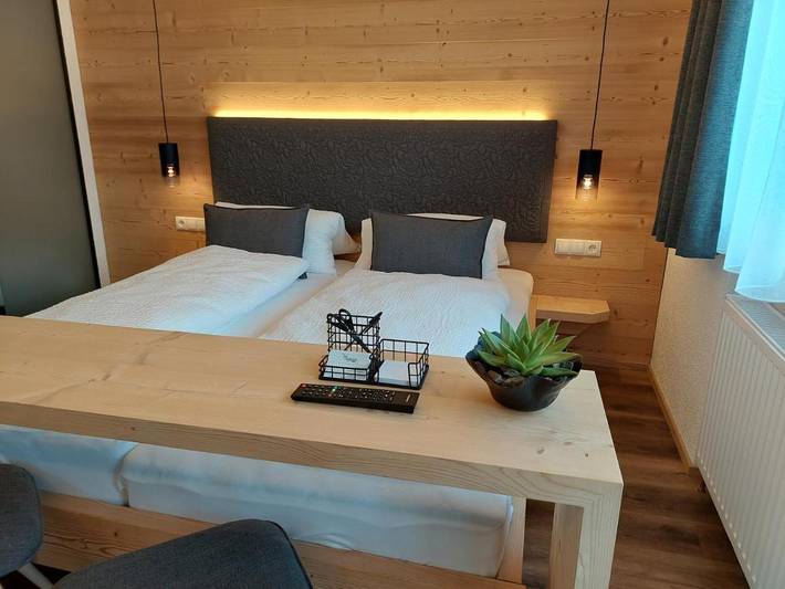 BnB für 2 Personen, mit Terrasse und Garten sowie Sauna und Ausblick in Silvretta Montafon