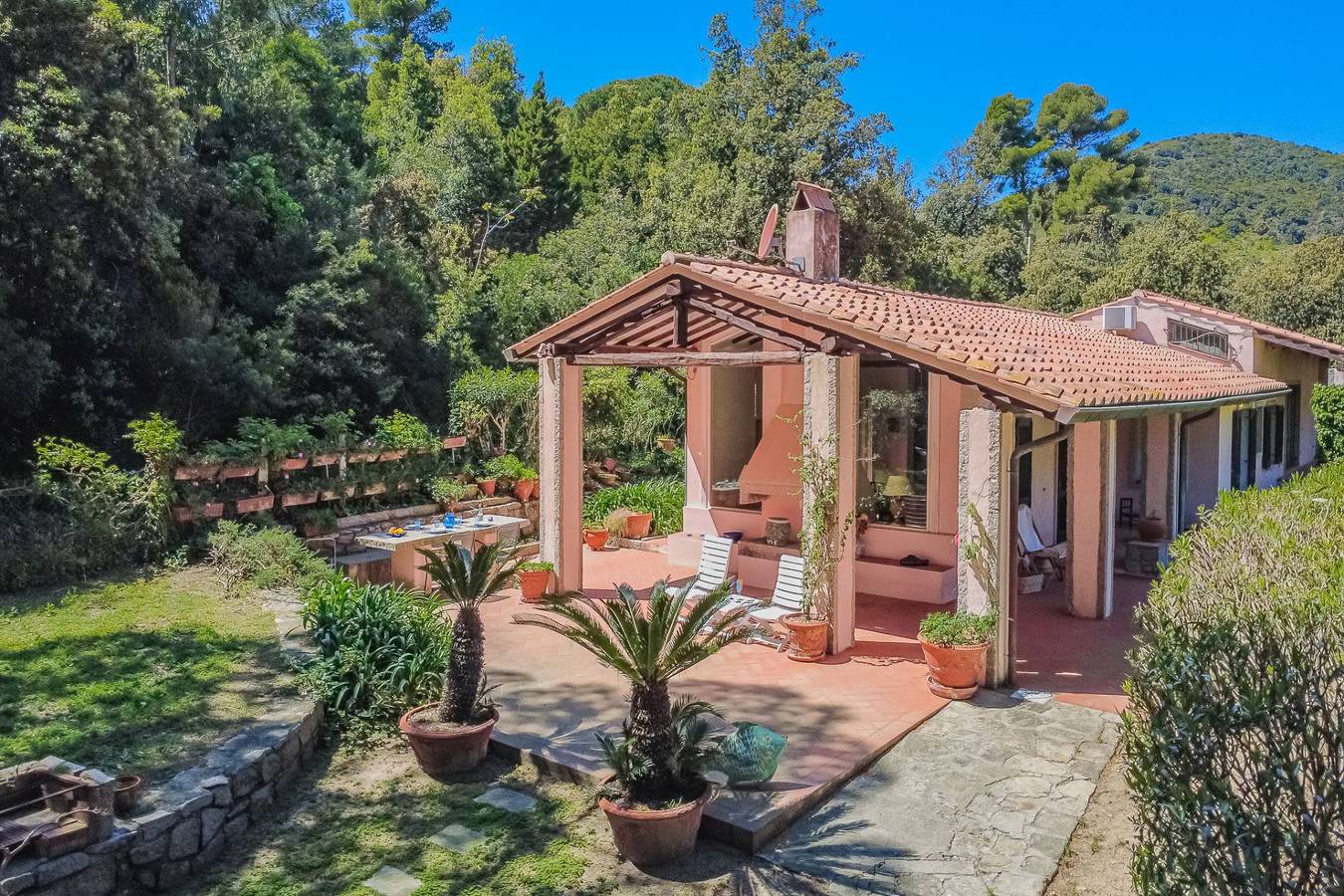 Villa für 10 Personen mit Garten in Spiaggia Fetovaia, Campo nell'Elba