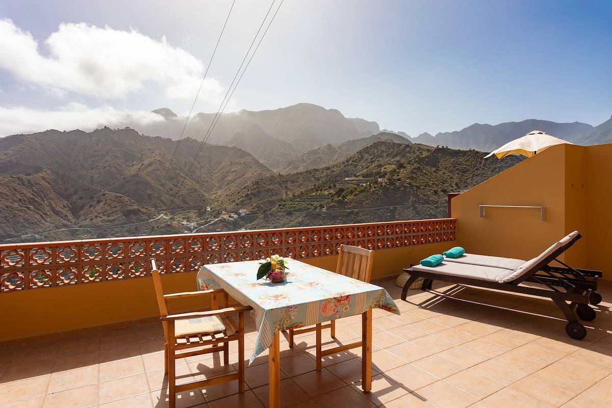 Appartement entier, Appartement de vacances pour 2 personnes avec terrasse in El Tabaibal, Hermigua