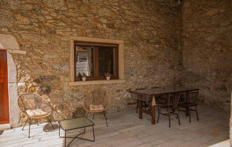 Apartamento para 10 personas, con vistas y jardín en Melide