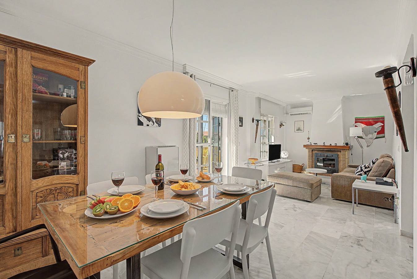 Casa Buganvilla a Vélez con vista mare, Wi-Fi e aria condizionata in Caleta de Velez, Vélez-Málaga