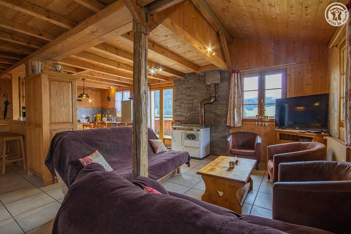 Casa de huéspedes para 8 personas, con balcón - 1