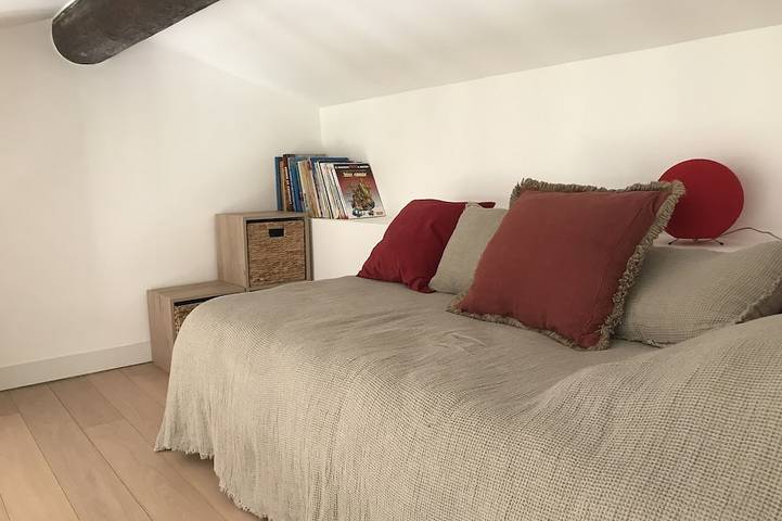 Location de vacances pour 9 personnes, avec jardin, animaux acceptés à Rognes - 4