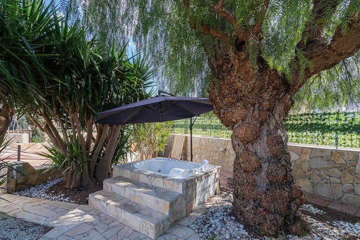 Ferienhaus für 6 Personen, mit Garten und Whirlpool, kinderfreundlich in Syrakus - 2