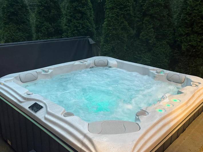 Alojamiento y desayuno para 17 personas, con jardín además de jacuzzi y sauna en Polonia