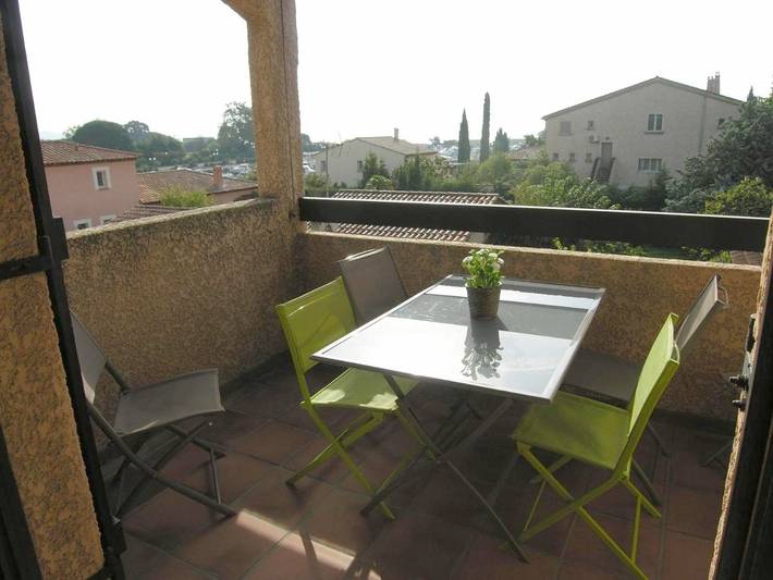 Gîte pour 4 personnes, avec vue et balcon, adapté aux familles dans Plage Miramar - 3