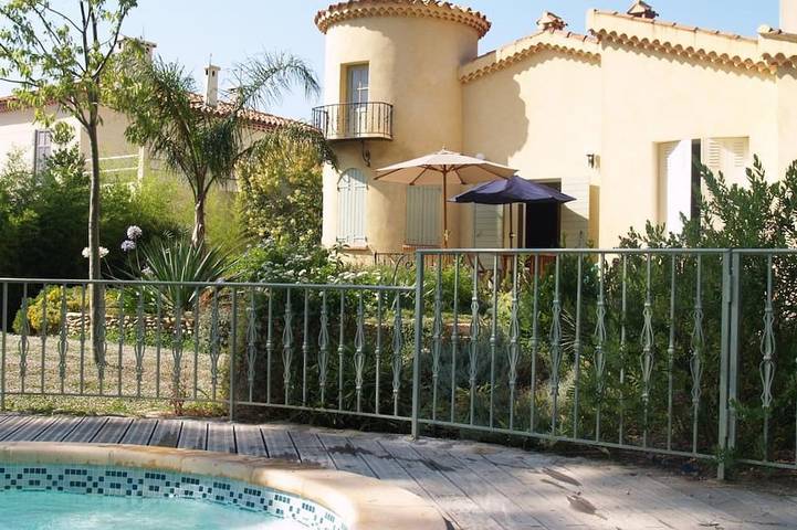Villa pour 10 personnes, avec Terrasse et Jardin à la La Ciotat