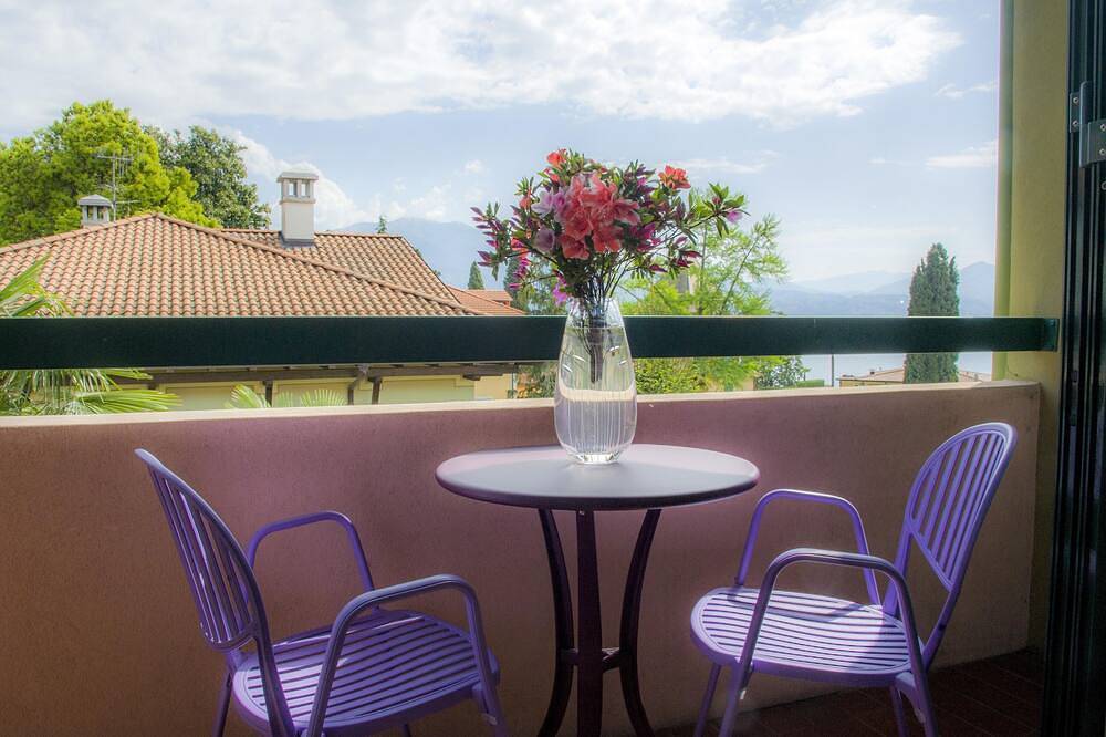 Ganze Wohnung, Zentral und ruhig gelegene 3½-Zimmer-Wohnung mit herrlicher Seesicht in Cannero, Cannero Riviera