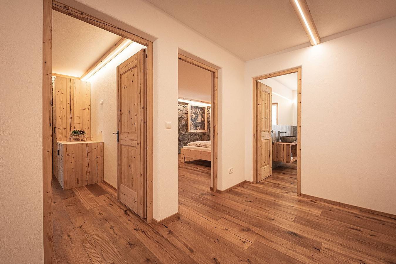 Ganze Wohnung, Ferienwohnung "Kofler Zw Den Wänden Apt Zirm" mit Bergblick, Gemeinschaftsgarten und Wlan in Ahornach, Sand in Taufers
