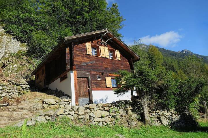 Maison pour 4 personnes, avec Terrasse et Jardin à Salvan
