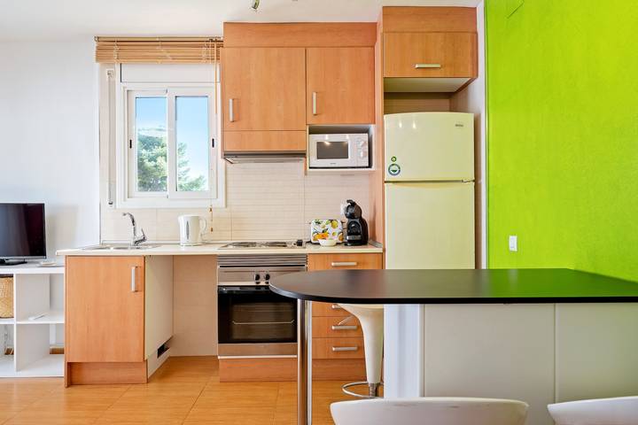 Ganze Wohnung, Ferienwohnung 'Dorada 1-2' mit Gemeinschaftspool, Garten und Wlan in Calafell, Costa Dorada