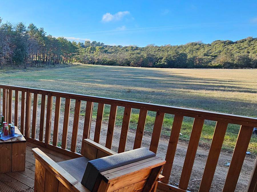 Camping Verdon les Grands Domaines - Tienda de lona y madera 4 personas - Tienda Lodge - 35 m² - 2 habitaciones - Pmr in Saint-Laurent-du-Verdon, Parc naturel régional du Verdon